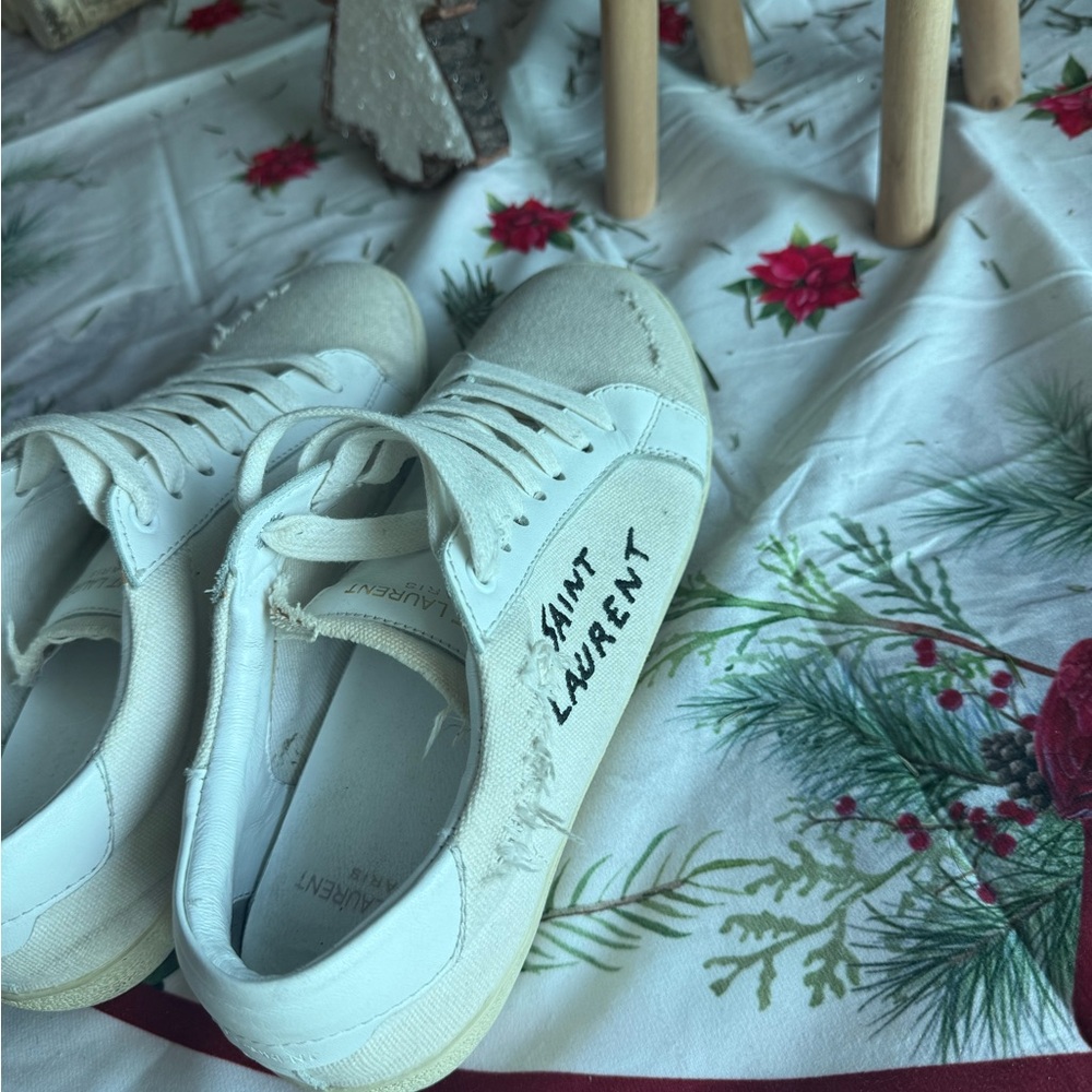 Saint Laurent White Casual Sneakers - Picture 3 of 9